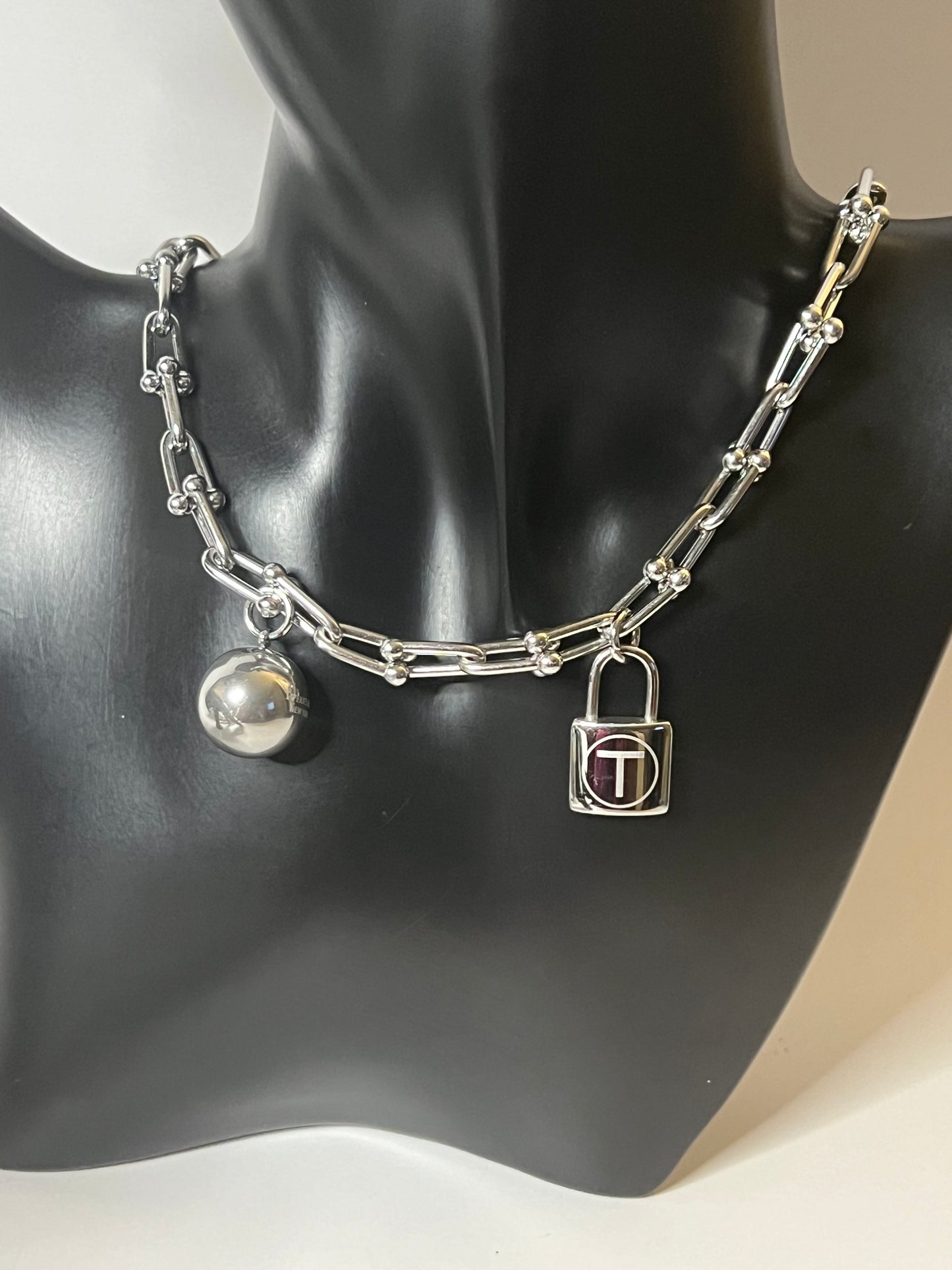 Silver Chunky Necklace and Bracelet Set