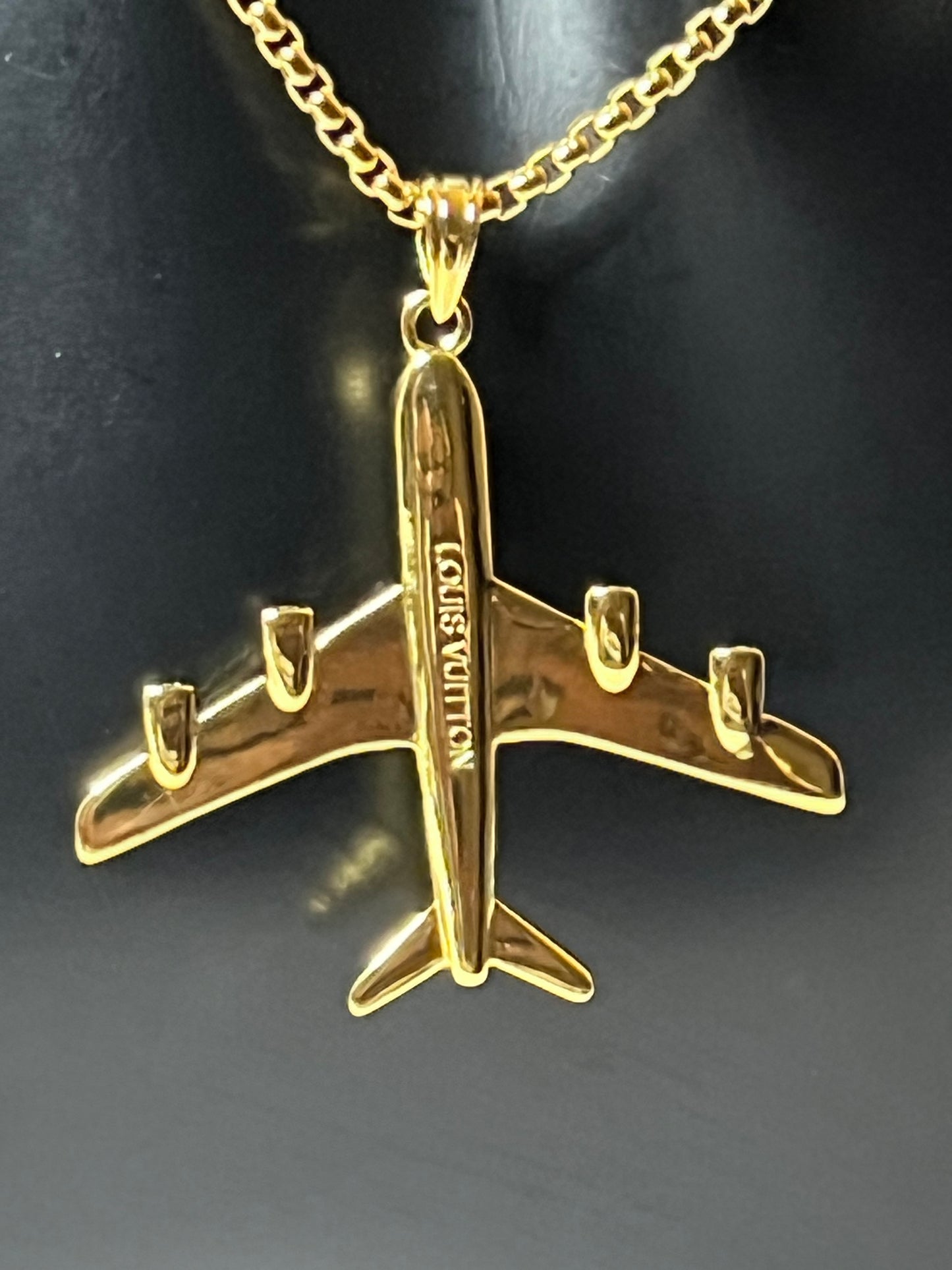 Long Golden Gold Necklace with pendant