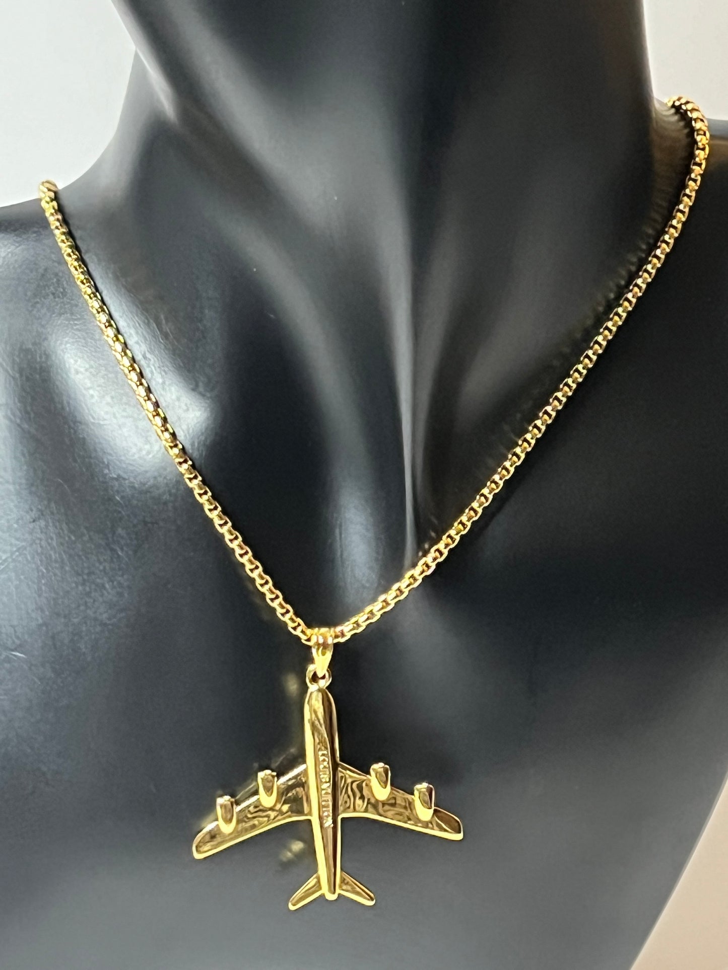 Long Golden Gold Necklace with pendant